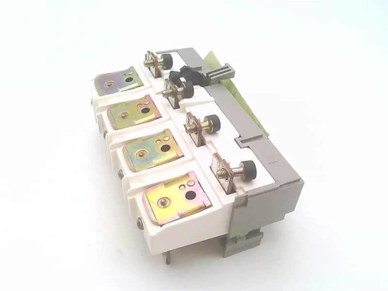Schneider Electric TM250D — Circuit Breaker Accessories (image 2)