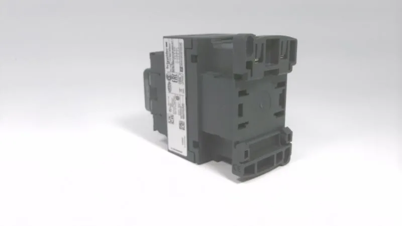 Schneider Electric CAD32M7 (image 5)