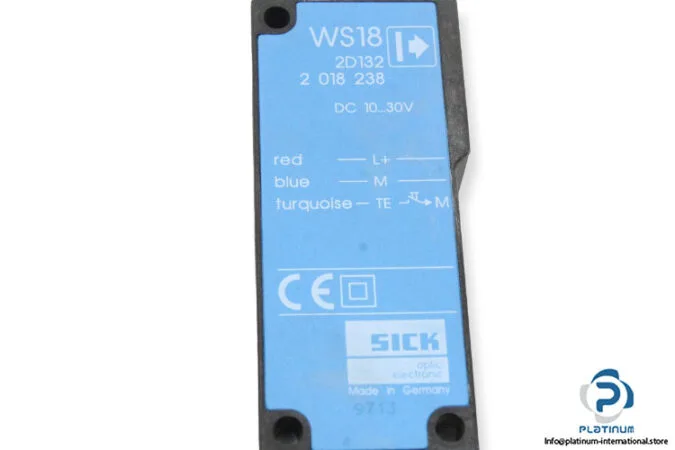 SICK WS18-2D132 — Photoelectric Sensors