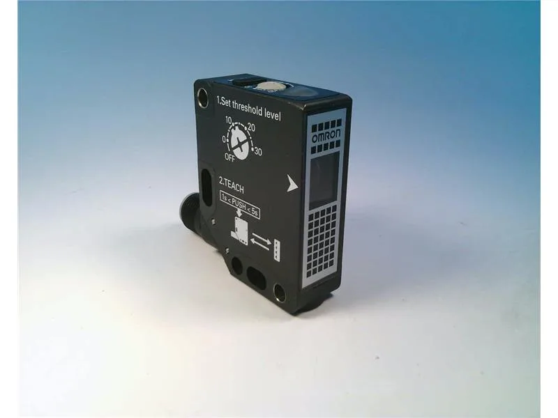Omron E3S-DBP22 — Photoelectric Sensors
