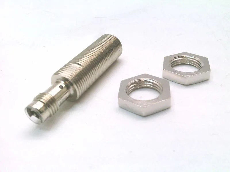 Omron E2A-M12KS04-M3-B1 — Proximity Sensors (image 2)