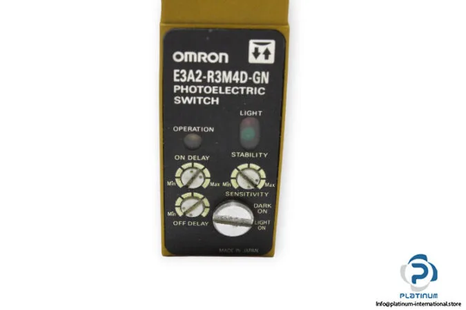 Omron E3A2R3M4DGN — Photoelectric Sensors (image 4)