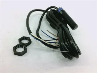 Schneider Electric XS4P12KP340 — Proximity Sensors (image 2)