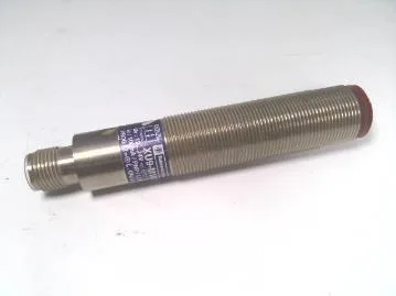 Schneider Electric XU9-M18PP340D — Photoelectric Sensors