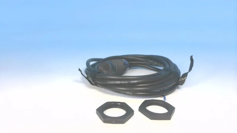 Schneider Electric XS4P18AB120 — Proximity Sensors (image 3)