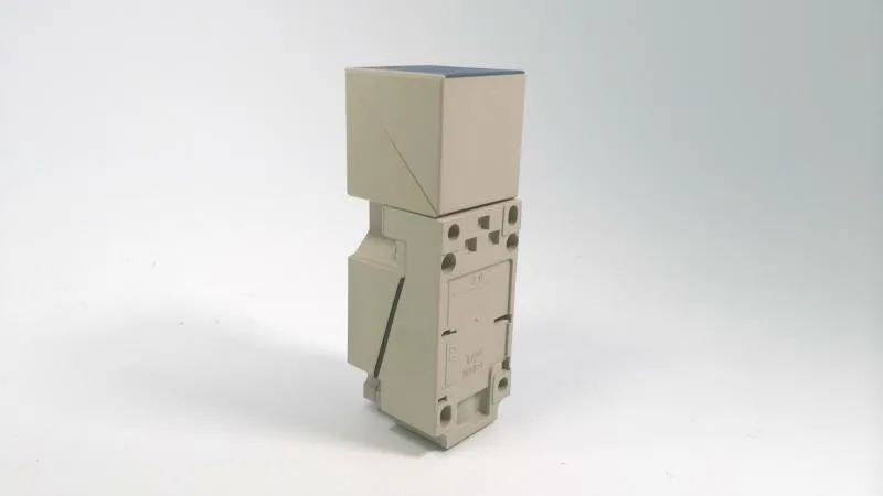 Schneider Electric XS8 C40MP230H7 — Proximity Sensors (image 4)