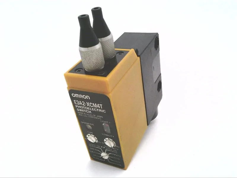Omron E3A2-XCM4T — Photoelectric Sensors (image 4)