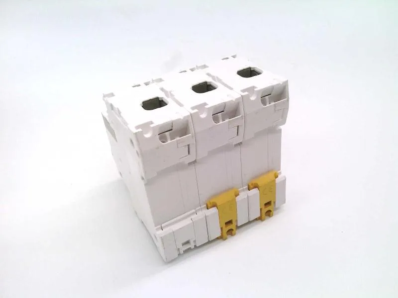 Schneider Electric A9N18426 (image 5)