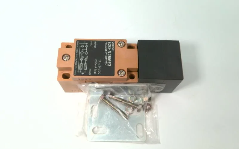 Omron E2Q-N25ME3 — Proximity Sensors (image 2)