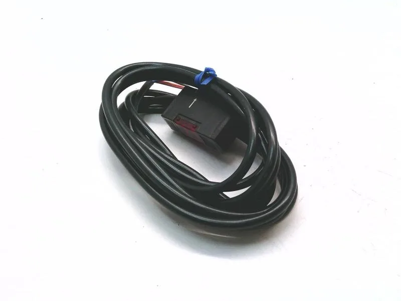 Omron E3S-AT91-D — Photoelectric Sensors (image 2)