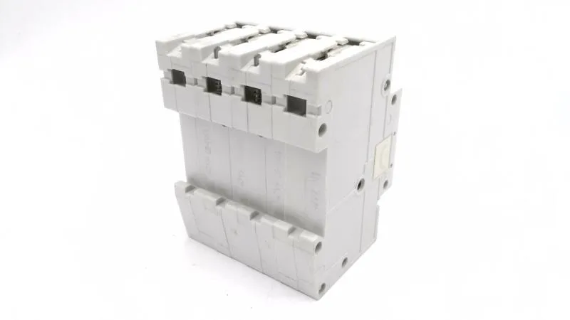 Siemens 5SX4606-7 — 4-Pole MCB (DIN Rail) (image 2)