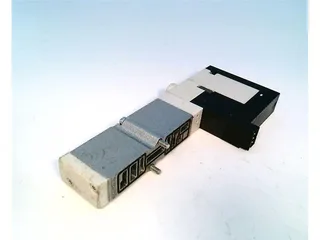 Festo CPASC1-M1H-M-P-2,5 — Solenoid & Directional Valves (image 3)