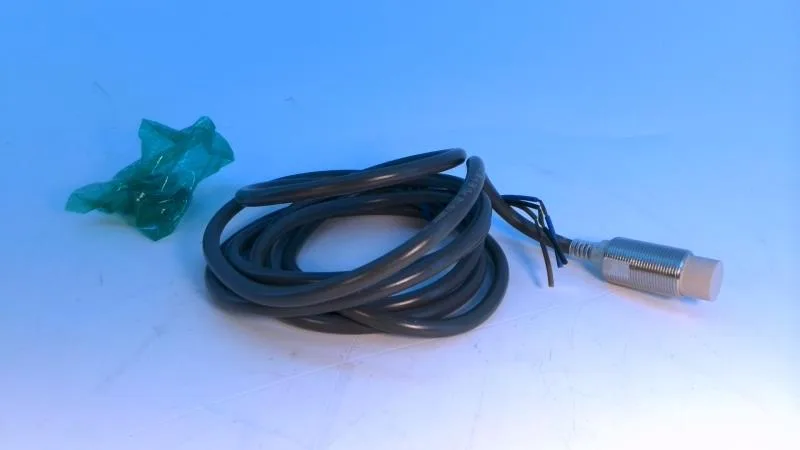 Omron E2EG-X10MB1 — Proximity Sensors (image 2)