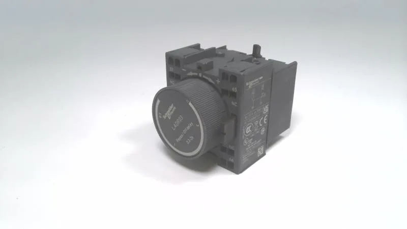 Schneider Electric LADR03 (image 2)