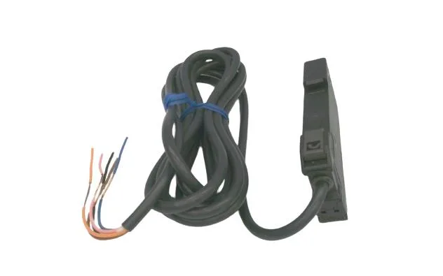 Omron E3X-DAC21-S 2M — Photoelectric Sensors (image 2)