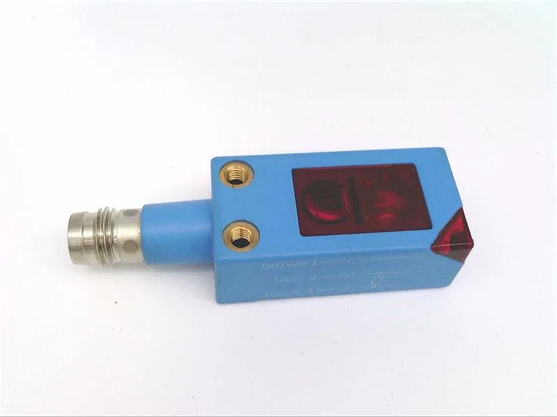 SICK WT4-2P330 — Proximity Sensors (image 2)