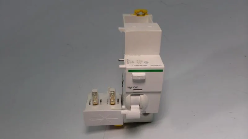 Schneider Electric A9Q44225 (image 2)