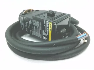 Omron E3JU-XRM4T