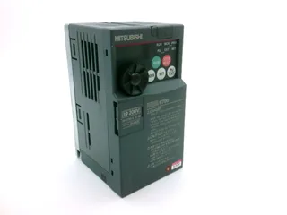Mitsubishi Electric FR-E720-0.1K-60 — AC Drives (VFD) (image 2)