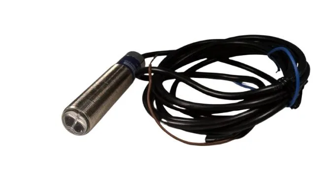 Schneider Electric XU8M18MA230 — Photoelectric Sensors (image 4)