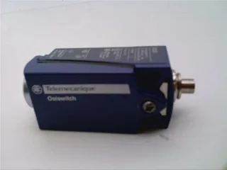 Schneider Electric XCKD2110P16 — Limit Switches (image 2)