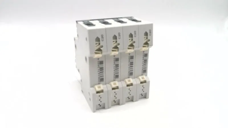 Siemens 5SY6620-7 — 4-Pole MCB (DIN Rail) (image 2)