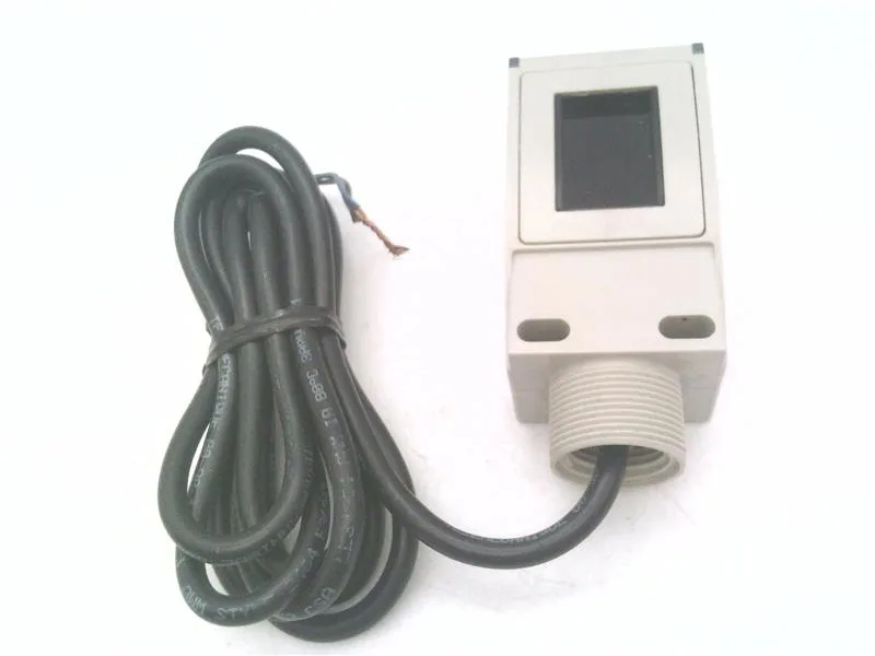 Schneider Electric XUC8AKSNL2 — Photoelectric Sensors (image 2)