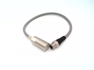 Omron E2E-X7D1-M1J 0.3M — Proximity Sensors (image 2)
