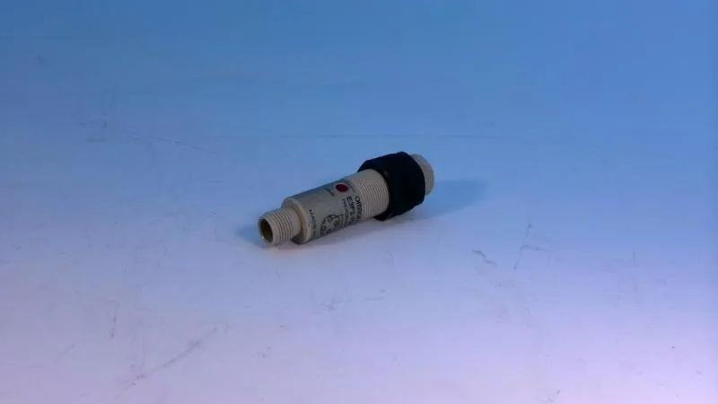 Omron E3F2-7DC4-P1 — Photoelectric Sensors (image 2)