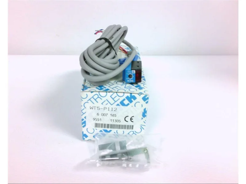 SICK WT5-P112 — Photoelectric Sensors (image 2)