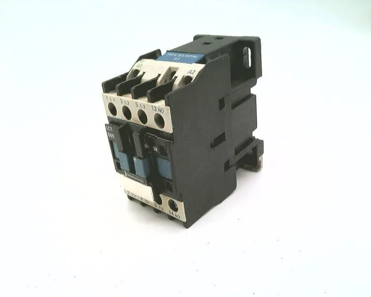 Schneider Electric LC1D09106F7 — Contactors (image 2)