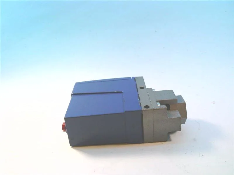 Schneider Electric XML-A160D1S11 — Pressure Sensors (image 3)