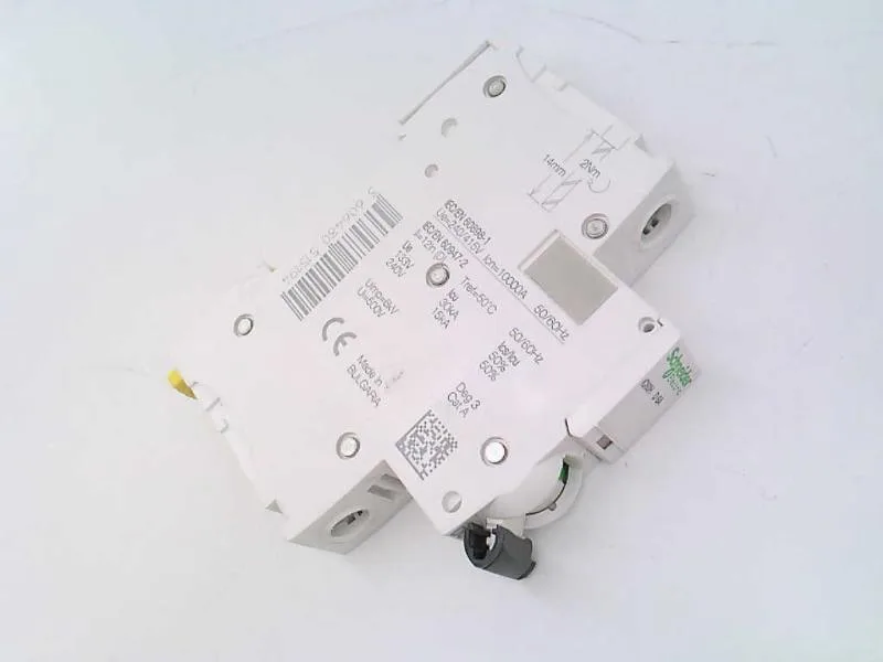 Schneider Electric A9F55106 (image 2)