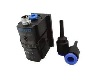 Festo SDE5-D10-O-Q4-P-M8 — Pressure Sensors (image 2)