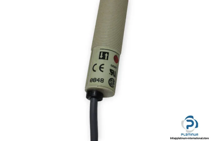 Omron E3F2DS10Z1N — Photoelectric Sensors (image 5)