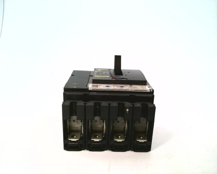 Schneider Electric LV431131 (image 4)