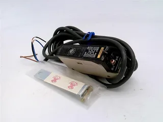 Omron E3CJC4 — Photoelectric Sensors (image 5)