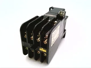 Fuji Electric SRCA50-3F/XB — Contactors