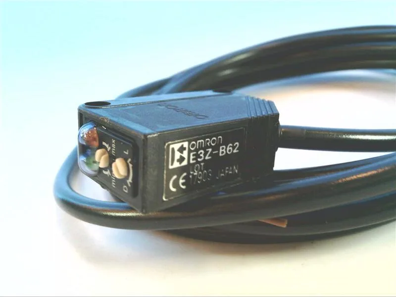 Omron E3Z-B62 2M — Photoelectric Sensors (image 2)